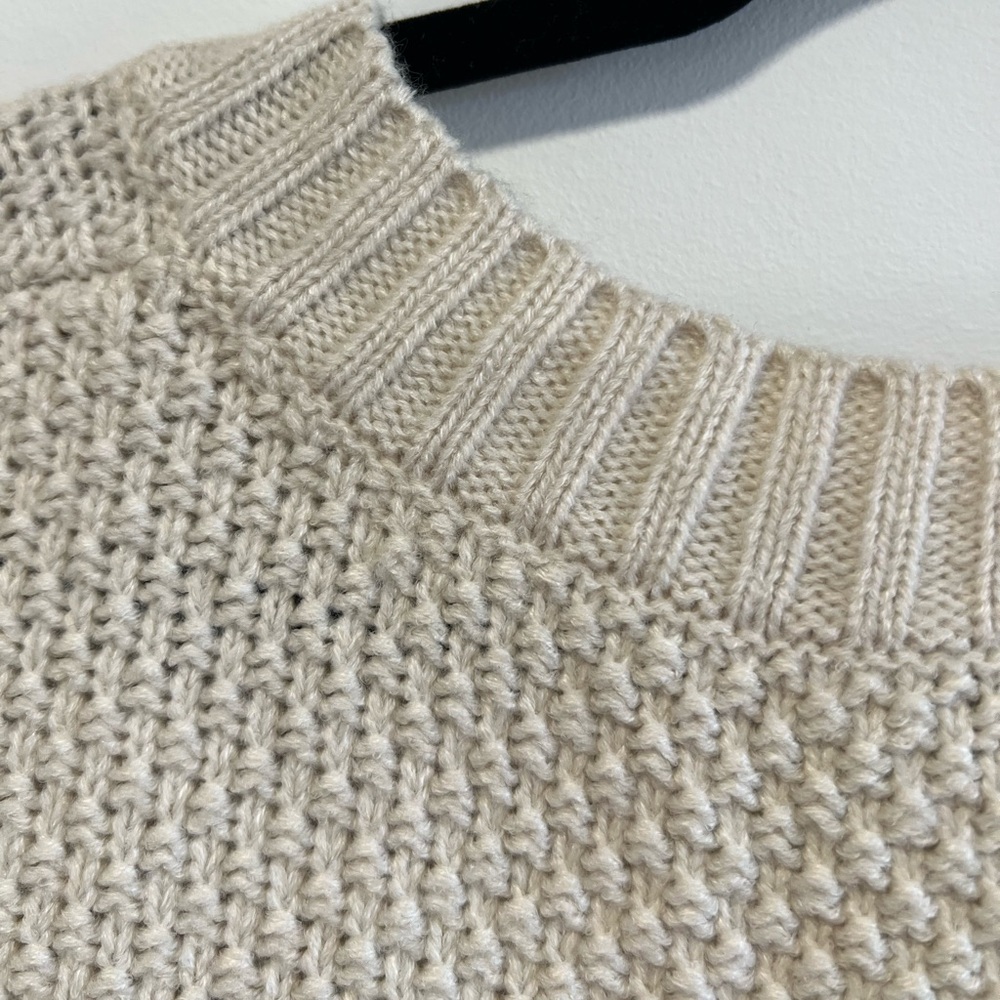Zara Cream V-Neck Knit Sweater Vest - Picture 11 of 11